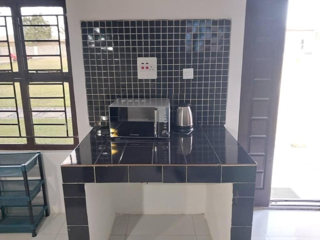 Emmrose Apartments Chingola Exterior foto